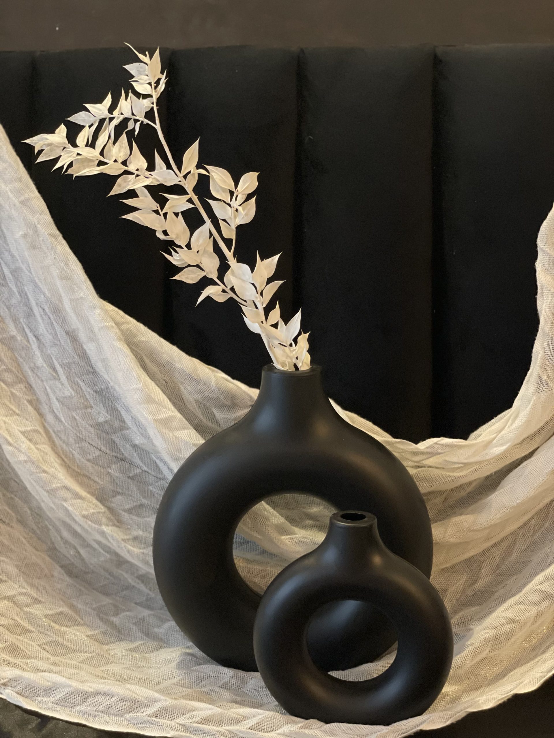 3D Bloom Ring Vase (L) with Winter Willow Branch